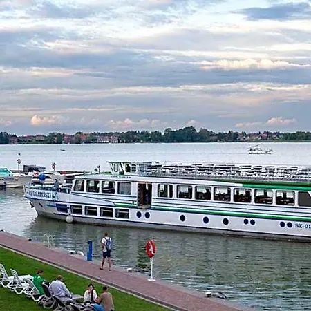 Port 住宿加早餐酒店 Mikołajki