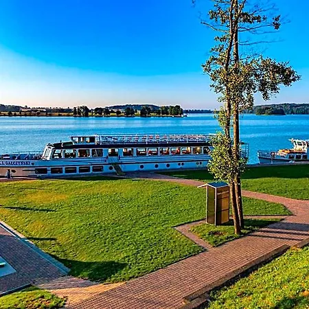 Port 住宿加早餐酒店 Mikołajki