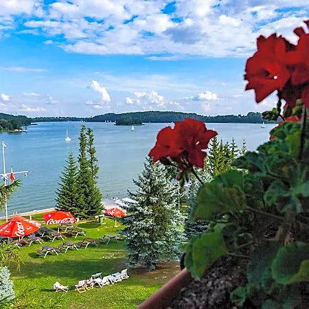 Port 3* Mikołajki